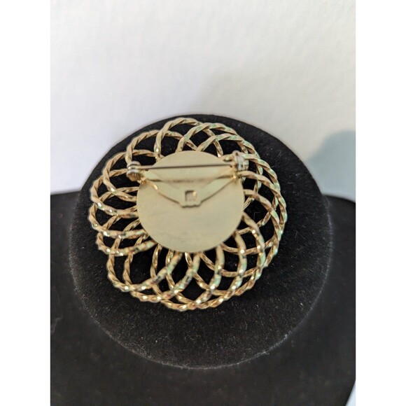 Whirligig Flower Rhinestone Center Brooch - Picture 5 of 9